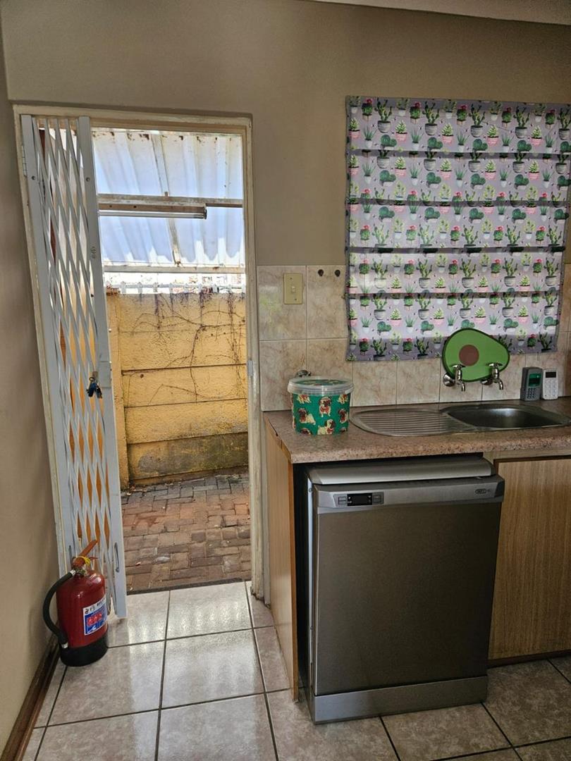 2 Bedroom Property for Sale in Hospitaalpark Free State